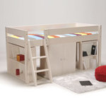 lit junior en hauteur